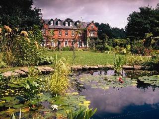 Nunsmere Hall Hotel 4*